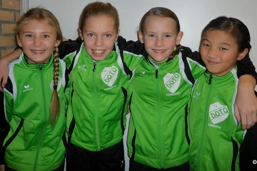 uqlcaaoxzaclus1gxxdg997f9 2013 12 03 doto