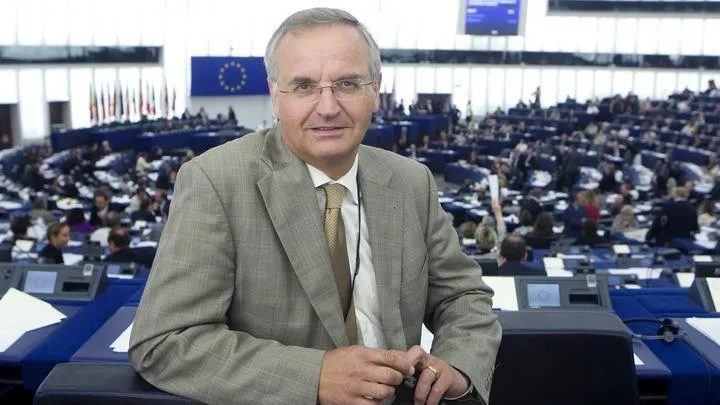 v5sczd8l5vidmmyaishxj7ps7 nistelrooij