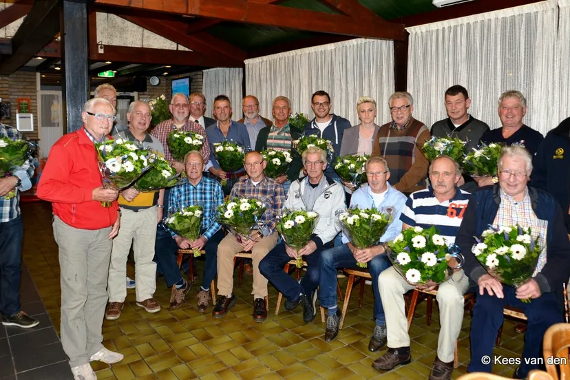 v6oy395p4te3d4z6w5jyk08so veensche boys jubilarissen 31 10 a