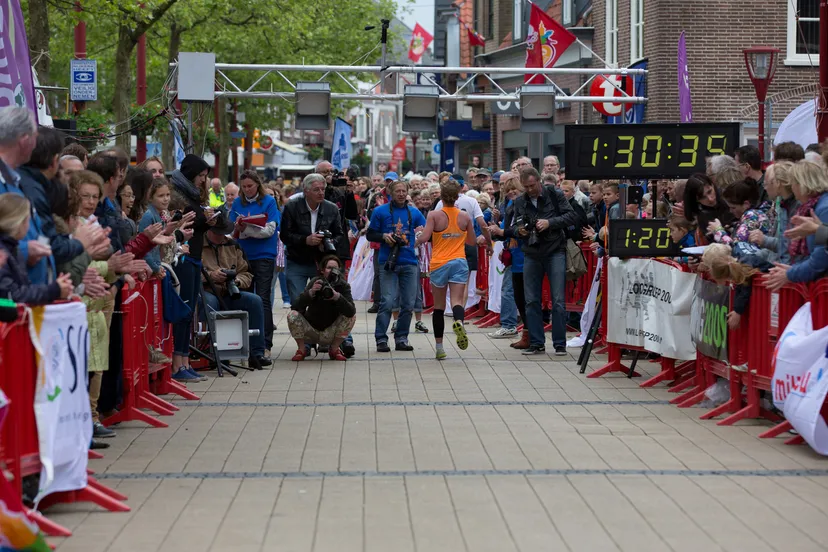 v9aa82rbgfp5ayrvssb8ineg0 2 13 06 01havle47