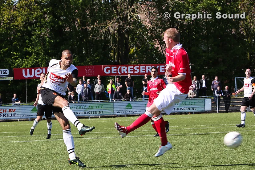 vawz1fje1uqbbts92jm1pbpbp 2014 04 19 sparta kampioen 001