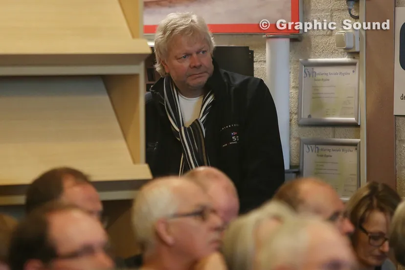 vhwz7fw3hwmjm1wjdt0nn39dt 2014 02 26 politiek caf2 05