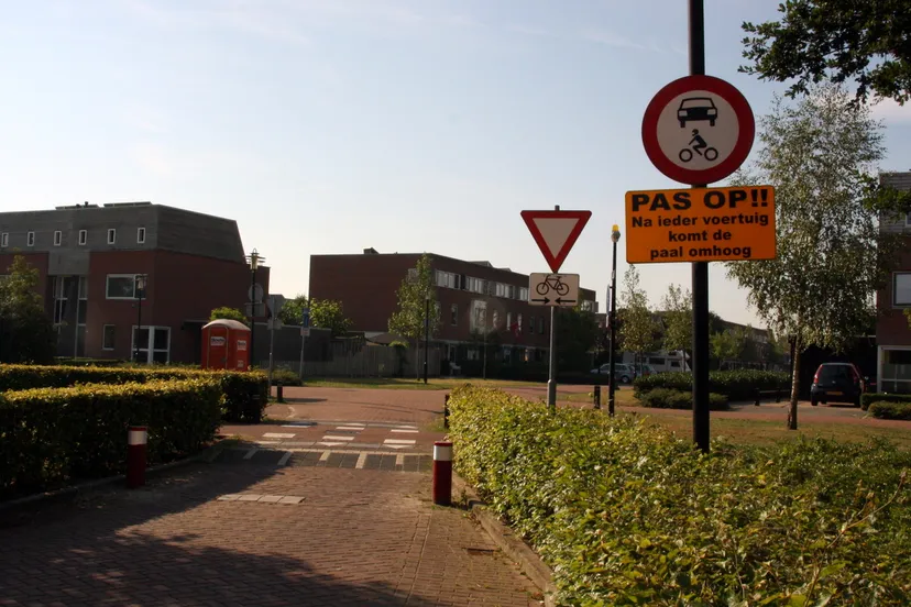 vprdsen703hd490v1yeqlmkug 2013 09 06 paal 1