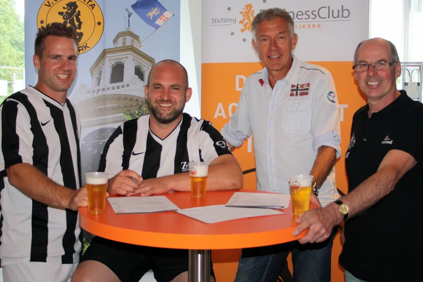 wly4x2mlyty4hvoqrch8eb7d1 2014 07 10 sparta knevel en admiraal