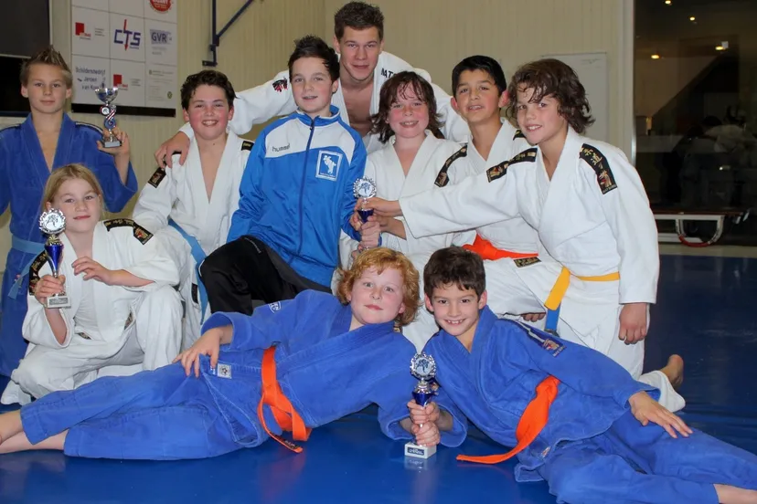 wsb574xlu1eyd1eyserfpacp5 2013 11 17 rebel ijsselsteinbunschotendeelnemers 2013