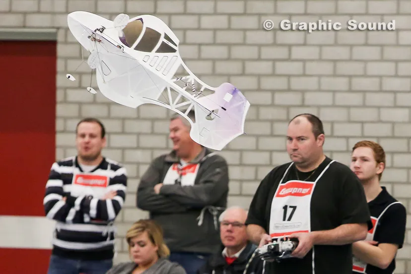 wt78lsttwpujfxusxxr0ea1wu 2014 01 04 modelvliegen 07