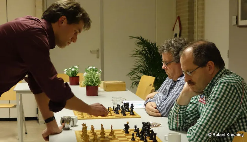 xoq2679yw2lffhr795rqm7q1u 2014 12 08 schaken martin en erik 23 dec 2013