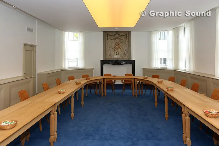 xxrq3j2dhd5juk1f12q2m3bm0 gemeentehuis 1