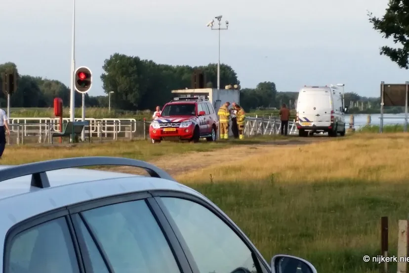 y5pn635y3jr8yytvd8d8aqk4d 2014 06 25 geen bom bij sluis 2