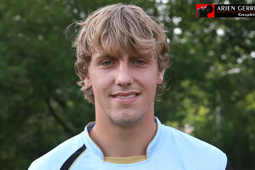 yjm38hud0pqeiml9cxgvjysfi brian