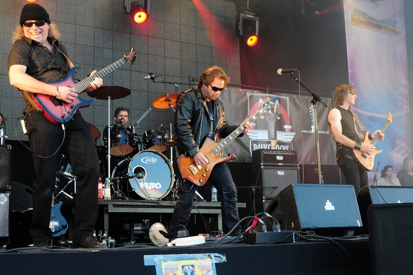 yk9w8h4fuqali9s2rusvf95w0 2013 07 04dudedocks1