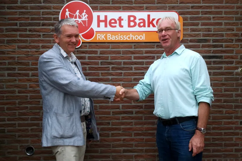 ylv9ni2rqokdkq3nsq3khwfd2 2013 07 12 hetbakenbibliotheek