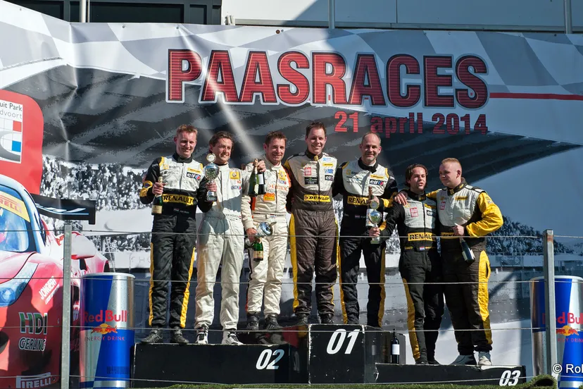 z2ddfr8nxrlaf8gye9q7nvitg 2014 04 22 paasraces 1