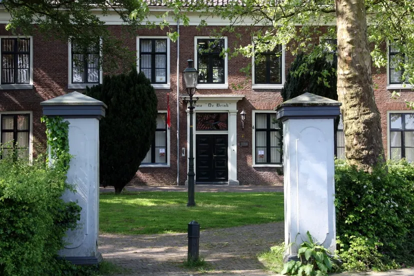 z5xv8xr0n9e6n0j6c8qsg7yc3 de brink