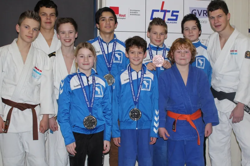 z9vbmohxbeyv2t0x5xs7it6mu 2014 02 08 jvdsjudohoogland2014mb