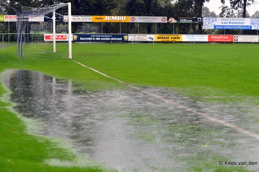 zfzcjcmnuz57inkmmphnxbcjv 2013 10 13 veensche boys onder water 13 10a