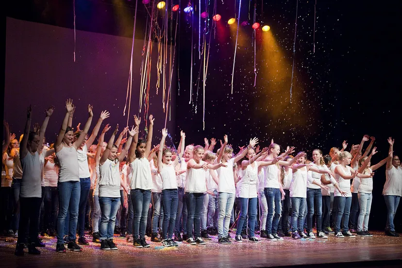 zhwinl27630re14x9tqnezpgz 2013 07 13badabounce4