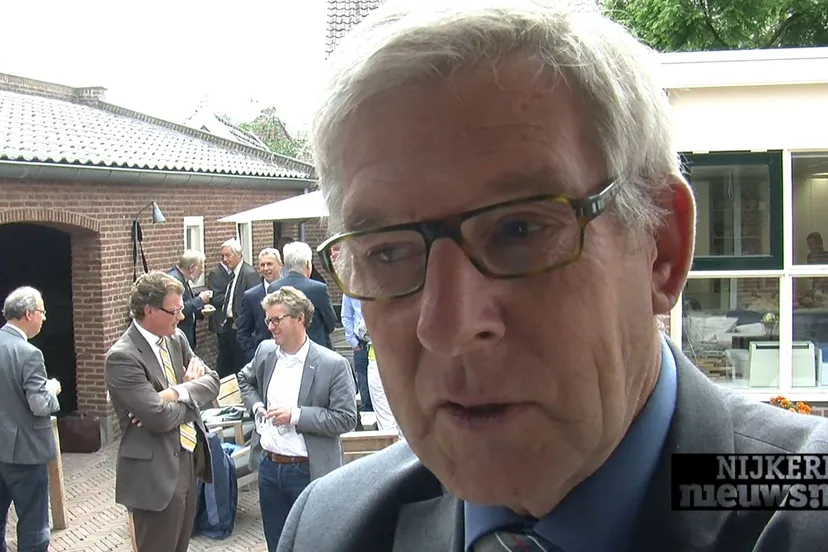 zm3d4y617vhuajyqdsh7ye1fa 2013 07 04ariederuiter