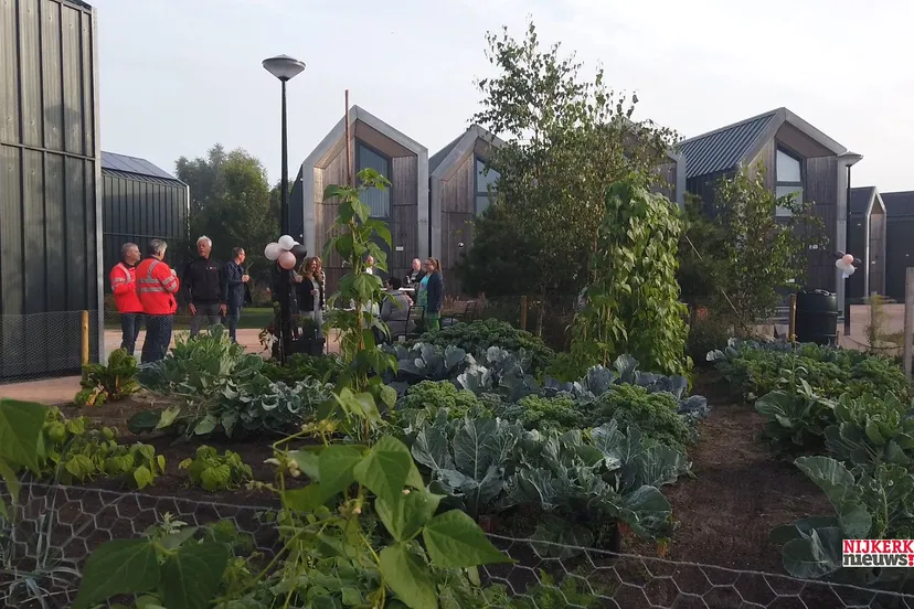 2021 09 22 moestuin tiny houses
