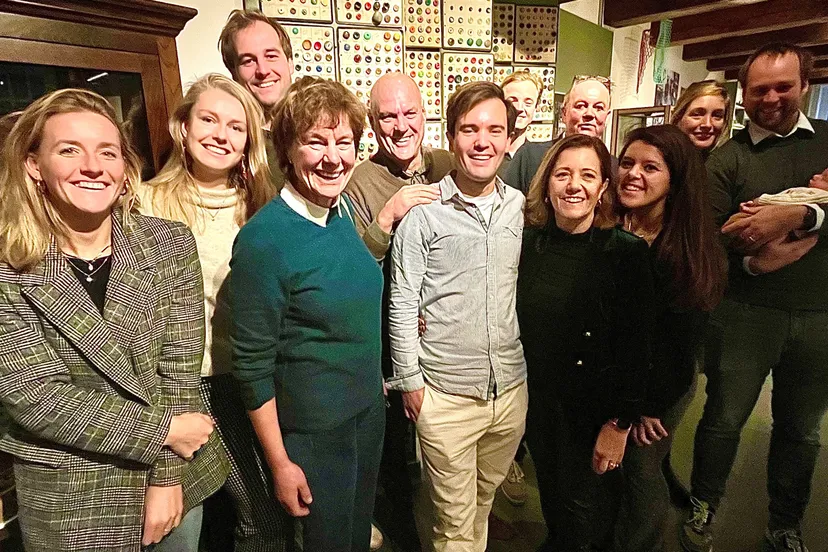 2023 118 familie manassen bezoekt knopenexpositie in museum nijkerk
