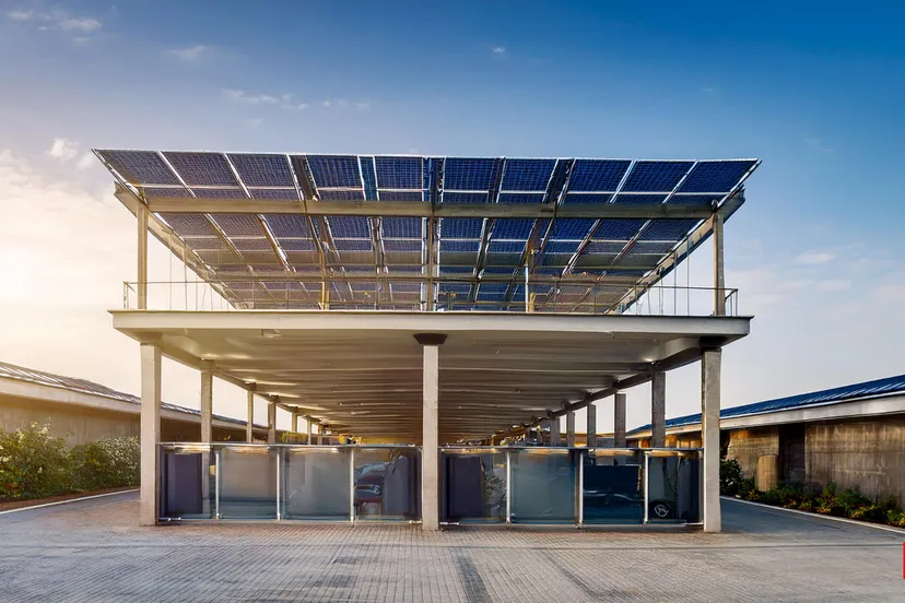 2024 09 06 parkeergarage met zonnepanelen