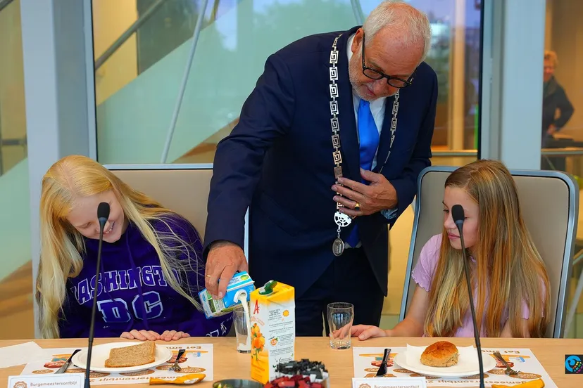 2024 10 10 burrgemeestersontbijt 1