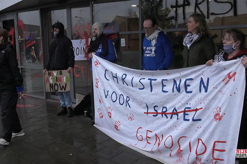 2024 11 25 protest voor israelcentrum