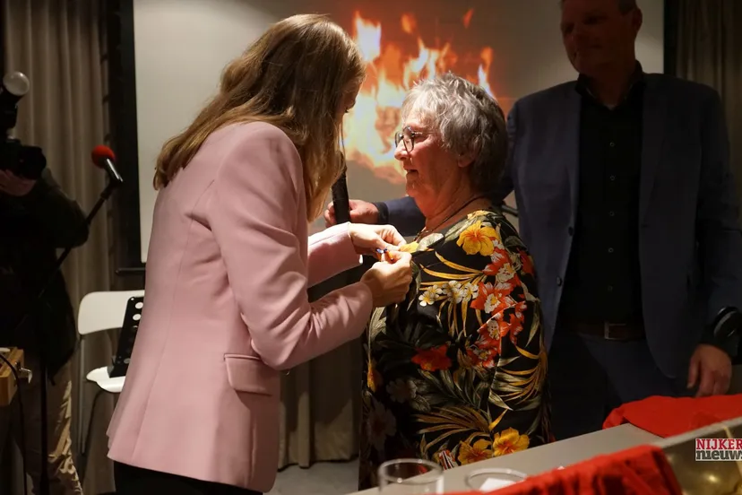 2024 12 13 zonnebloem tinet 01