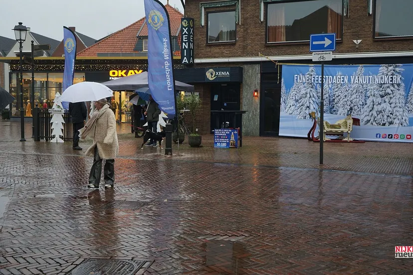 2024 12 21 kerstman kerstboom kerstwens lions002