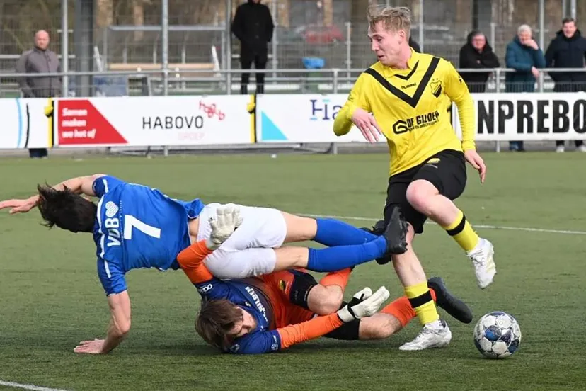 2025 03 16 veensche boys dos kampen tom van donselaar penalty1