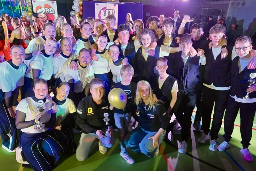 2025 03 29 de trotse dansers van badabounce get up en zero gravity