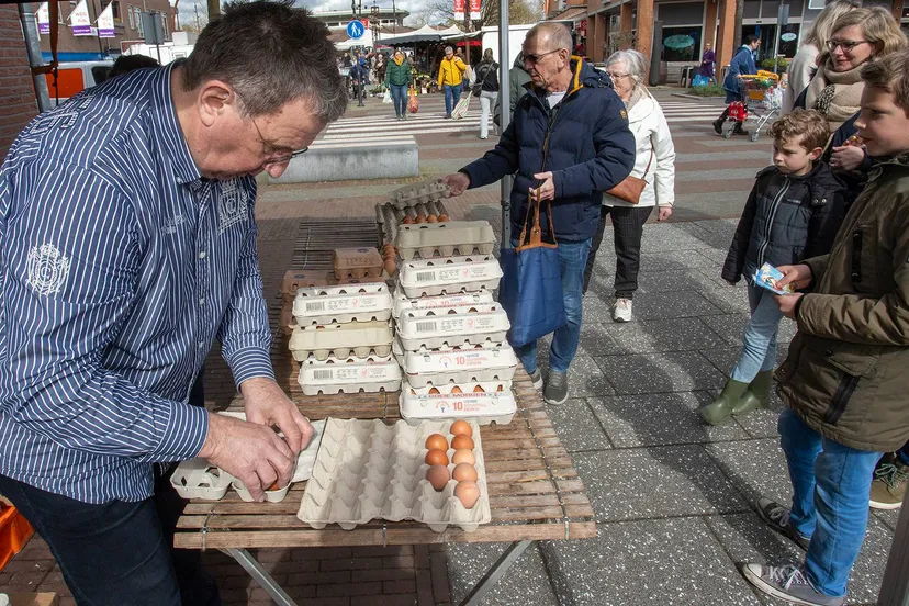 2025 04 10 eieractie uitdelen hoevelaken