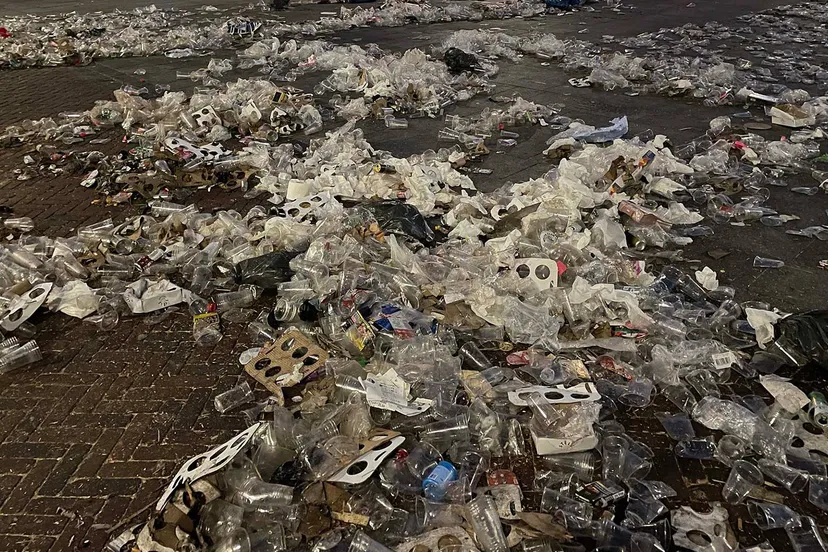 2025 04 17 plastic troep in centrum 2