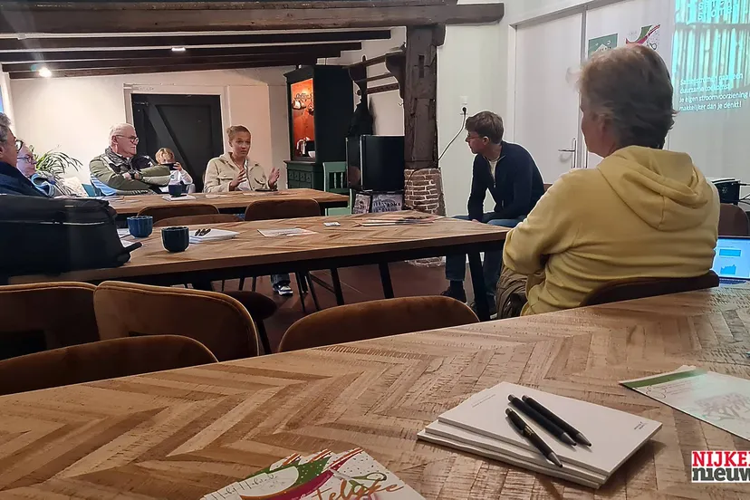 2025 04 24 wijkhub avond