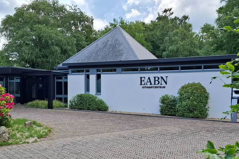 2025 06 06 eabn begraafplaats