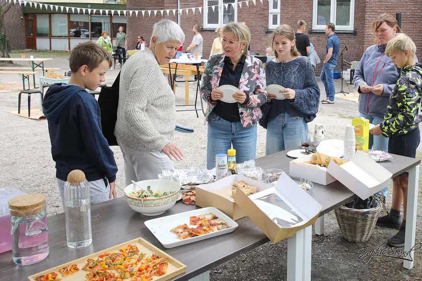 2025-08-24 stadspicknick (1)