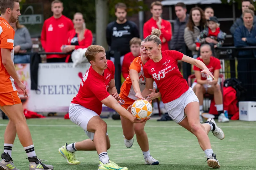 2025-10-12 telstar 1