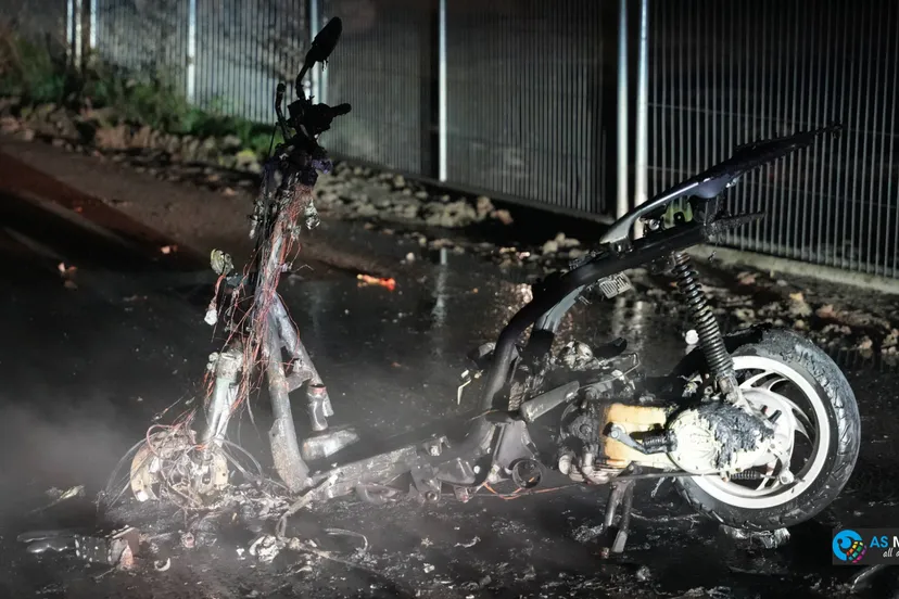 2025-11-26 scooter uitgebrand