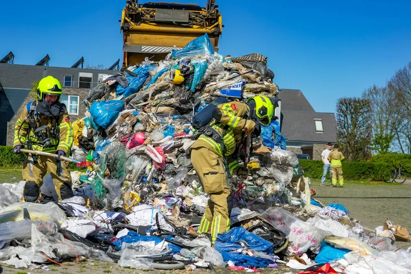 206-04-21 smeulende lading