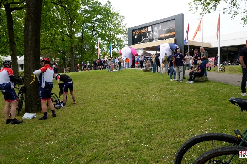 2026-05-120 kick off alpe d'HuZes