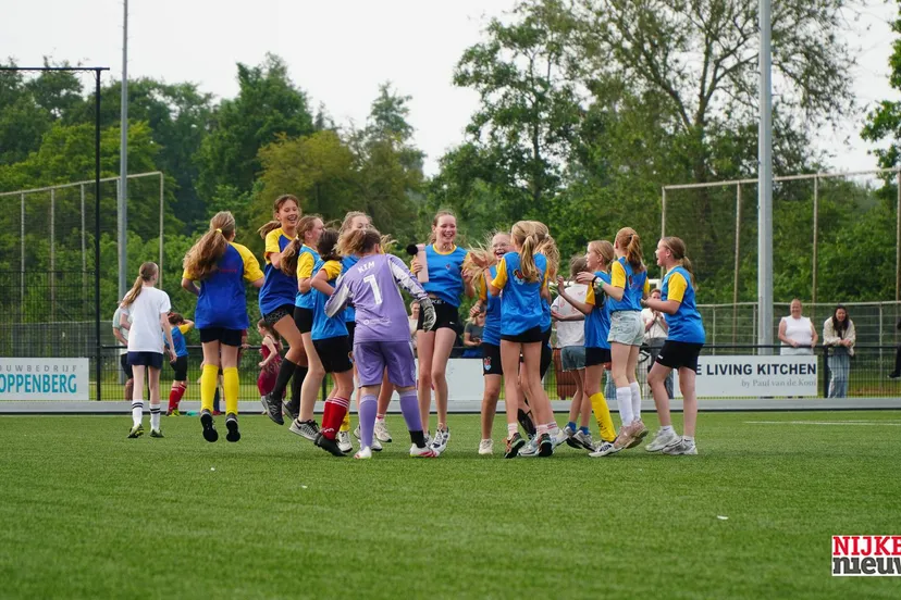 2026-05-29 schoolvoetbaltoernooi schoevelaken-10