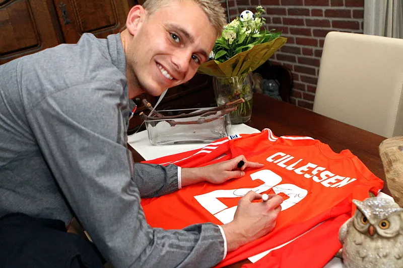 800px jasper cillessen 3