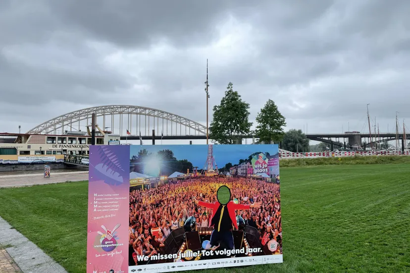 fotobord waalkade vierdaagsefeesten2021 janwillem de venster