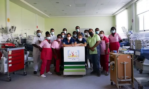 kinderarts helpt surinaamse babys