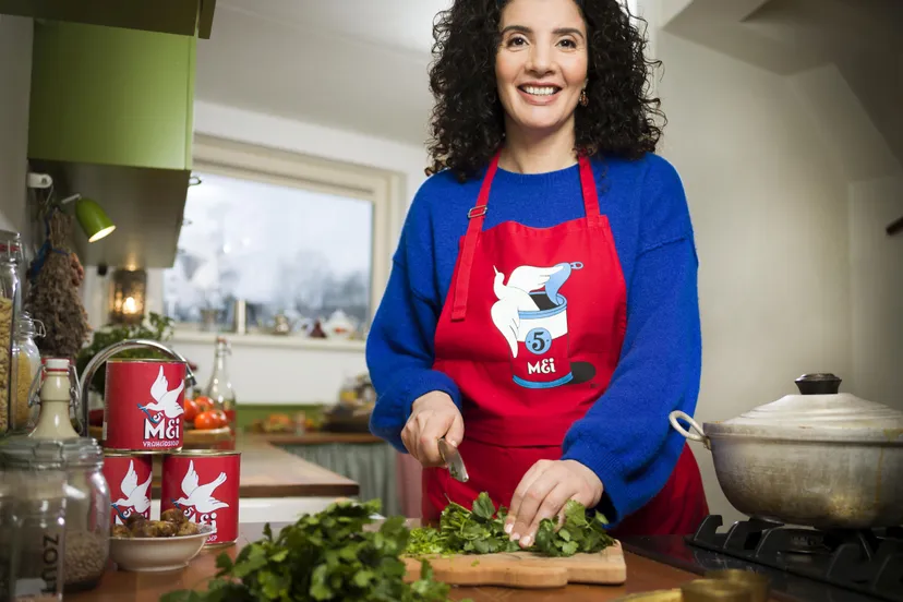 lindenberg staat stil bij vrijheid met vrijheidssoepklein foto merlijn doomernik