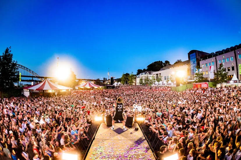 matrixxliveathekade vierdaagsefeesten lieke van den oord