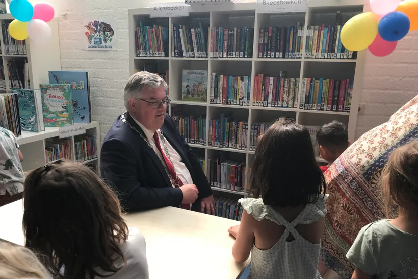 opening bibliotheek canisiusschool3