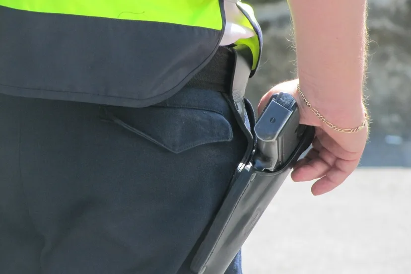 police officer 111115 1280