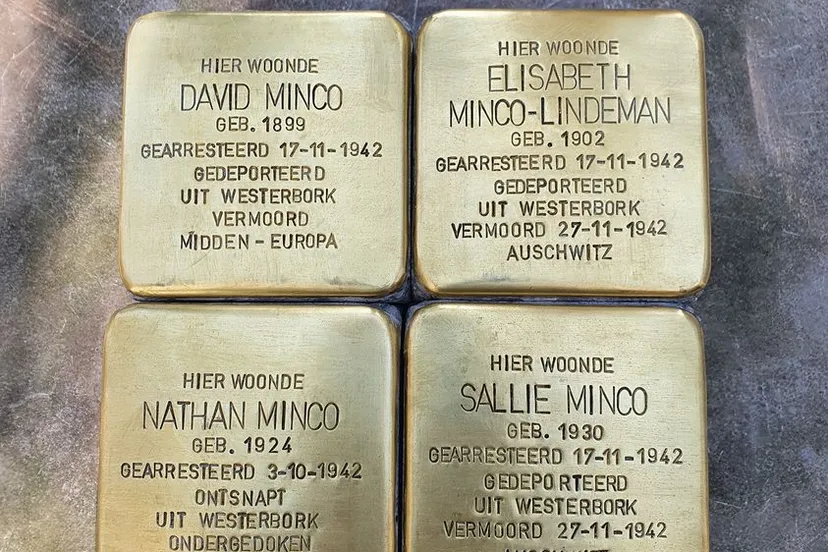 stolpersteine n