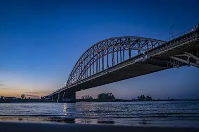 waalbrug titus brandsma singel 221123